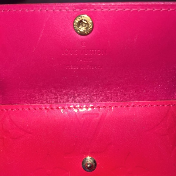 Louis Vuitton Ludlow Wallet in Pink Vernis - Picture 5 of 11
